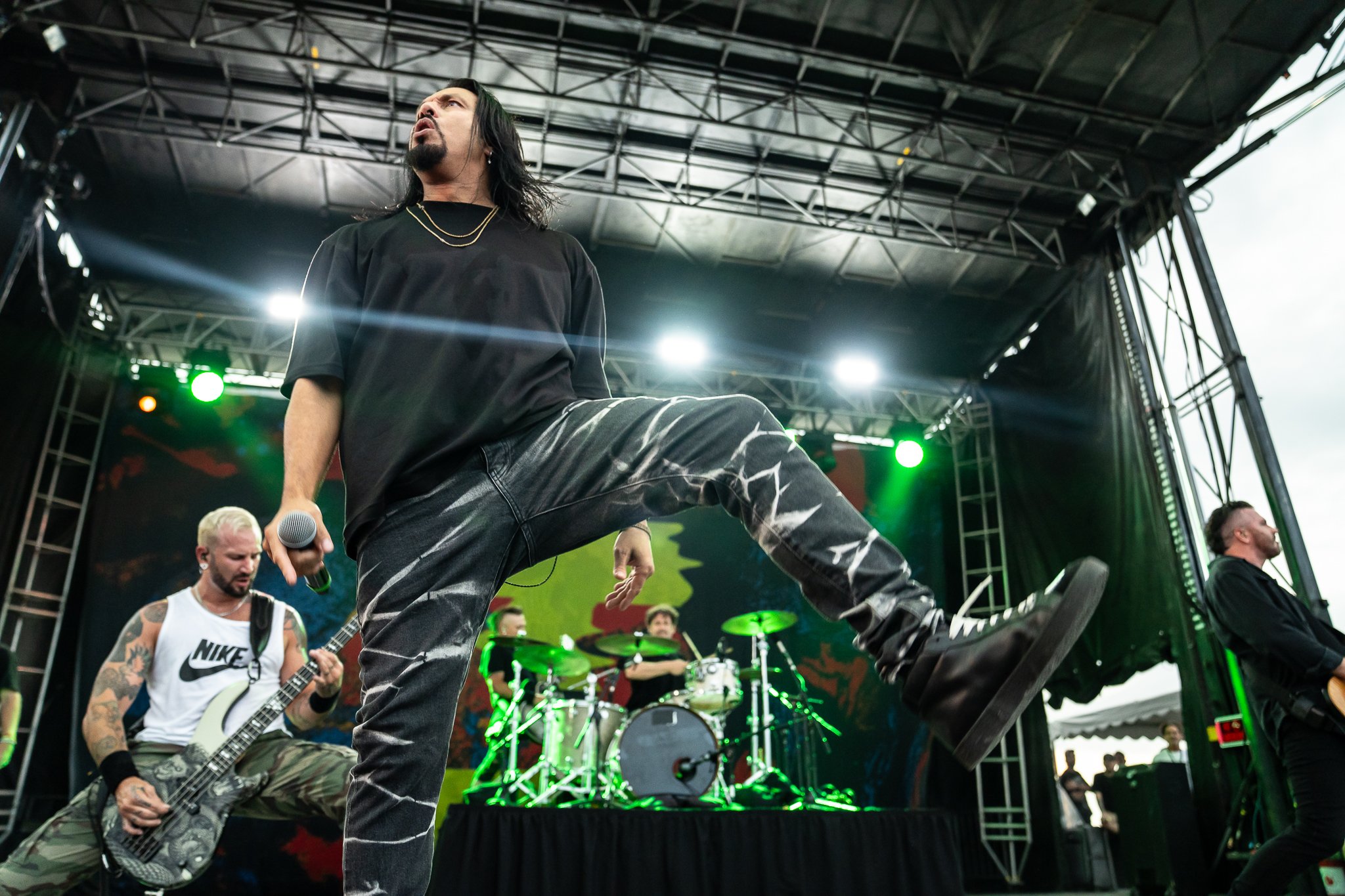 Pop Evil 08